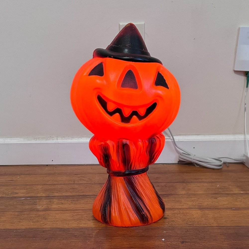 VTG Empire 1969 Halloween Blow Mold Light Up Pumpkin Witch Hat Jack-O-Lantern